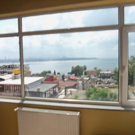 Cosmopolitan Park Hotel 3*