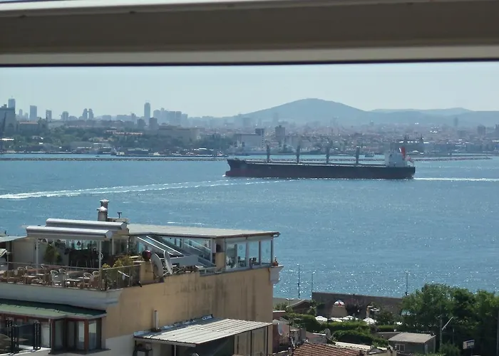 Cosmopolitan Park 3*