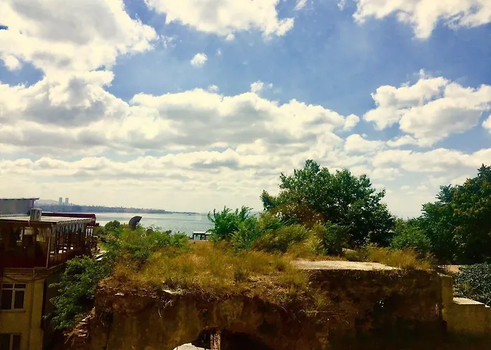 Hotel Cosmopolitan Park 3*