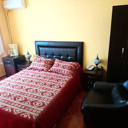 Cosmopolitan Park 3*