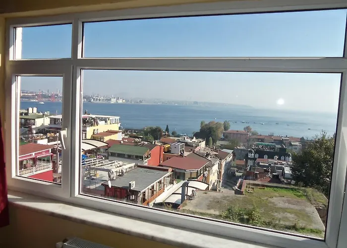 Cosmopolitan Park Hotel 3*