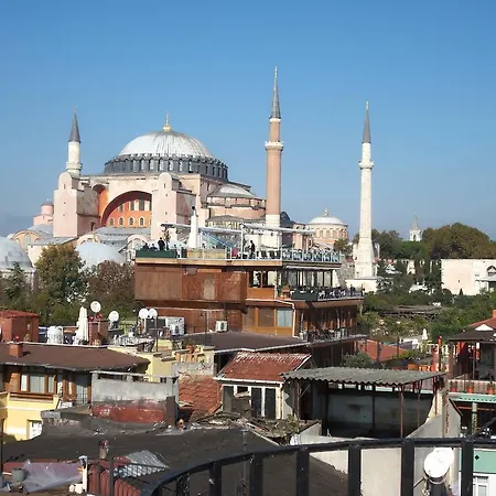 Cosmopolitan Park Ξενοδοχείο 3*